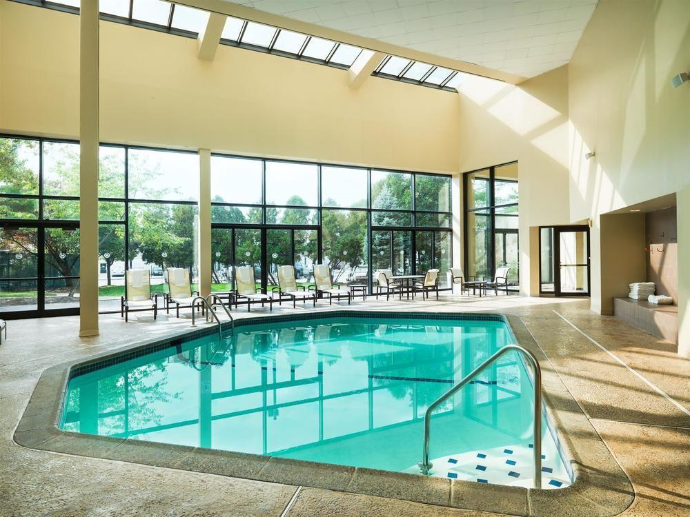 Sheraton Edison Bagian luar foto