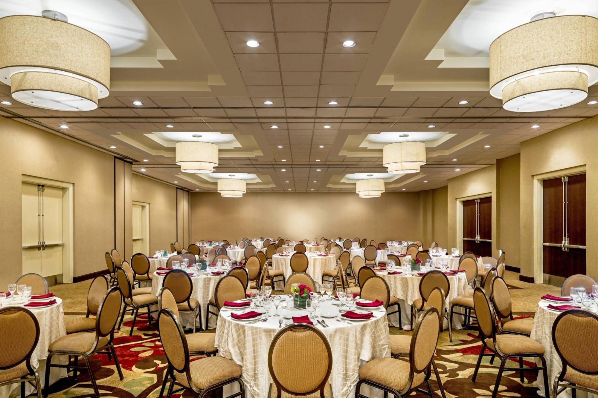 Sheraton Edison Bagian luar foto