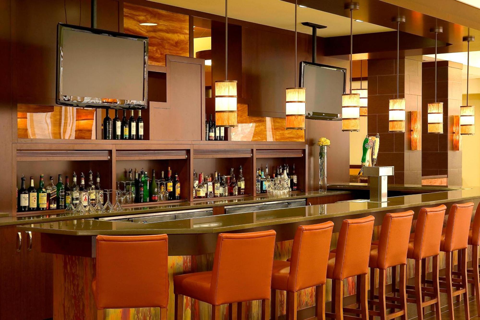 Sheraton Edison Bagian luar foto