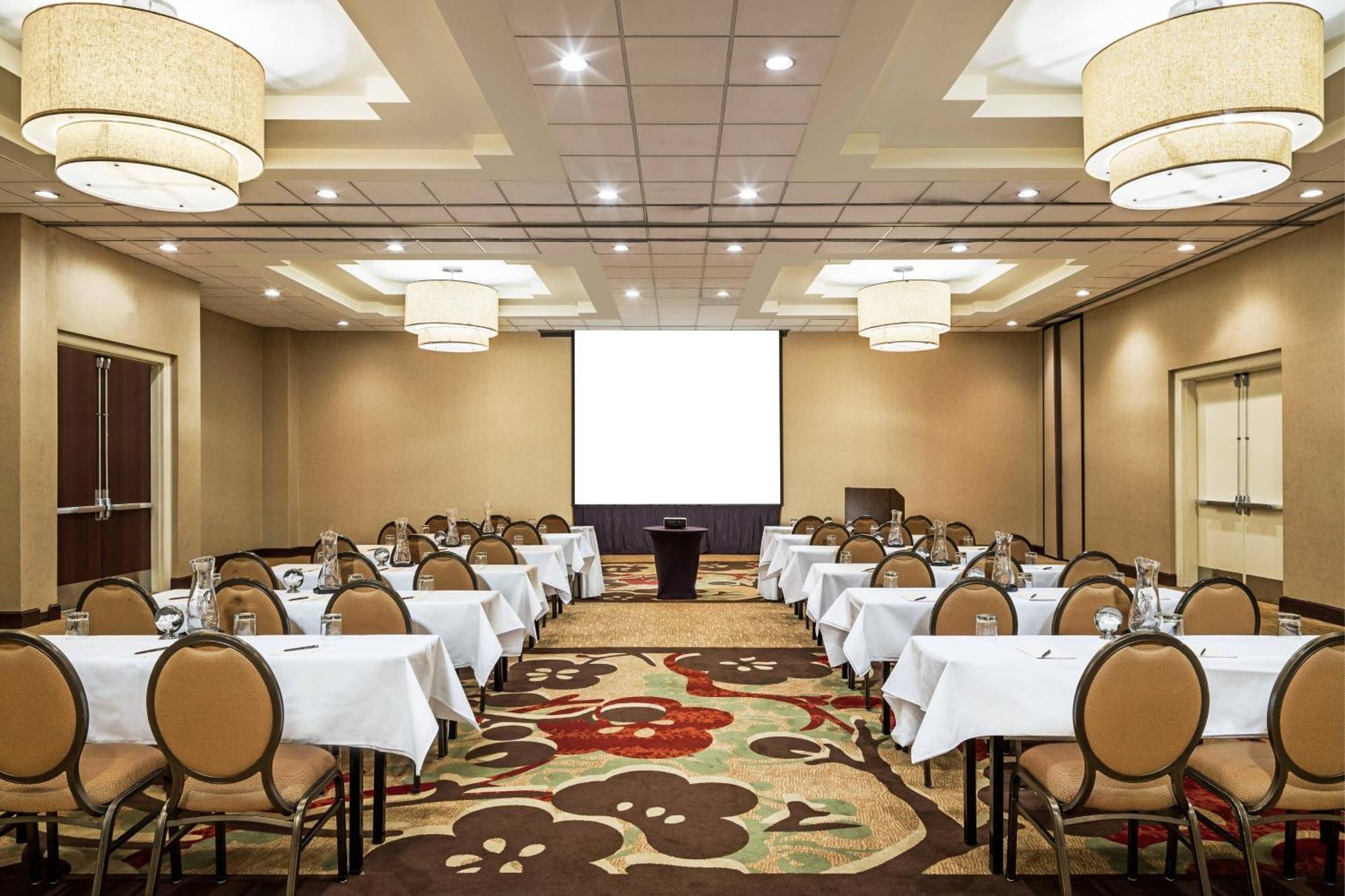 Sheraton Edison Bagian luar foto